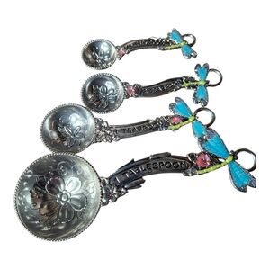 Ganz Silver Tone Floral Embossed Dragon Fly Handle Measuring Spoon Set.